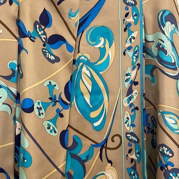 Emilio Pucci 100% Silk Printed Skirt 2000’s collection - Picture 2 of 9